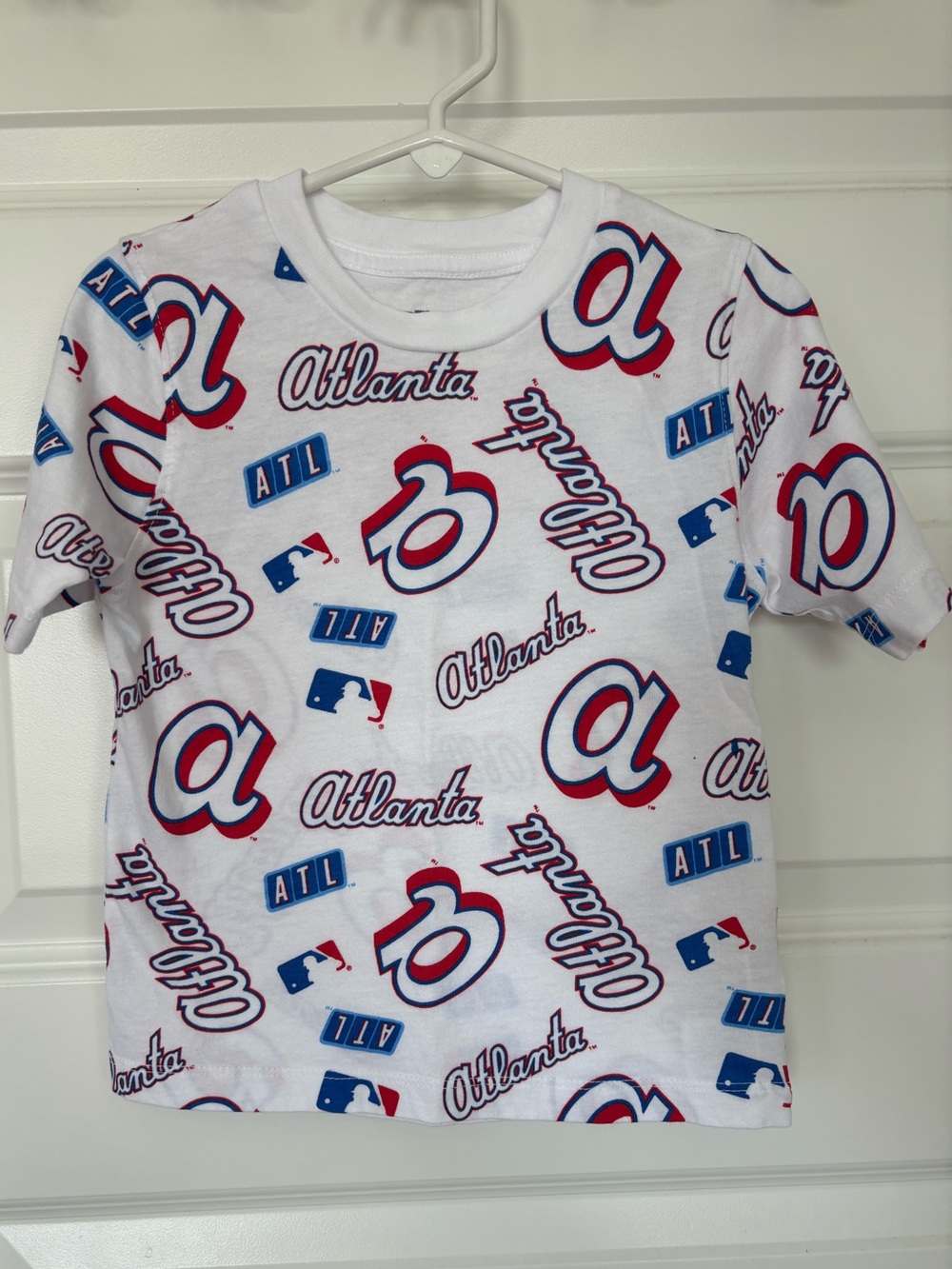 Atlanta Braves Genuine Merchandise Kids Logo Tee- Size 4T - New w/o tags!